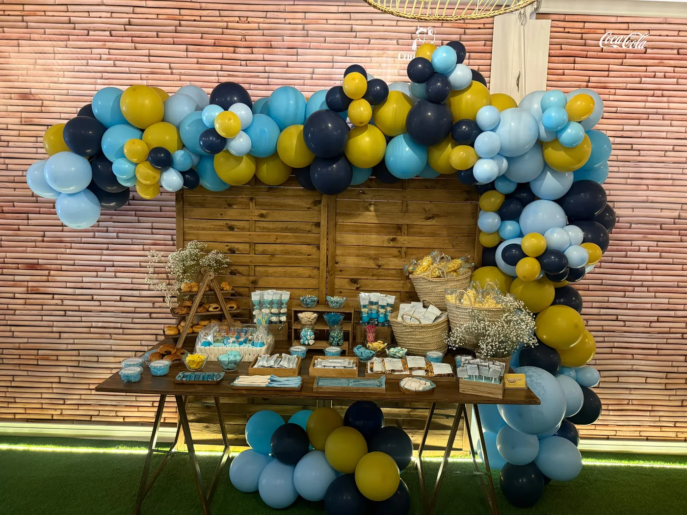 Mesa dulce artesanal para comunión y cumpleaños en Almería