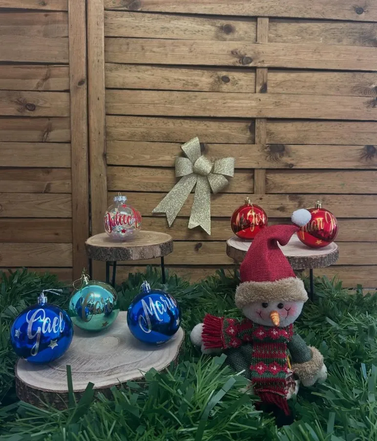 Bolas de Navidad personalizadas hechas a mano